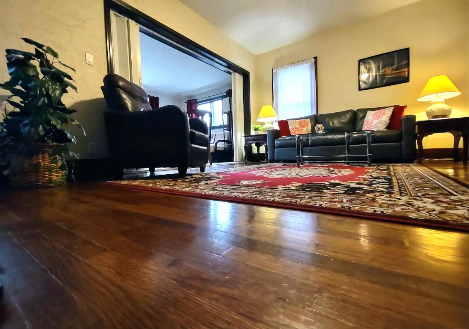 Spacious Frontier Park Apartment Erie Luaran gambar