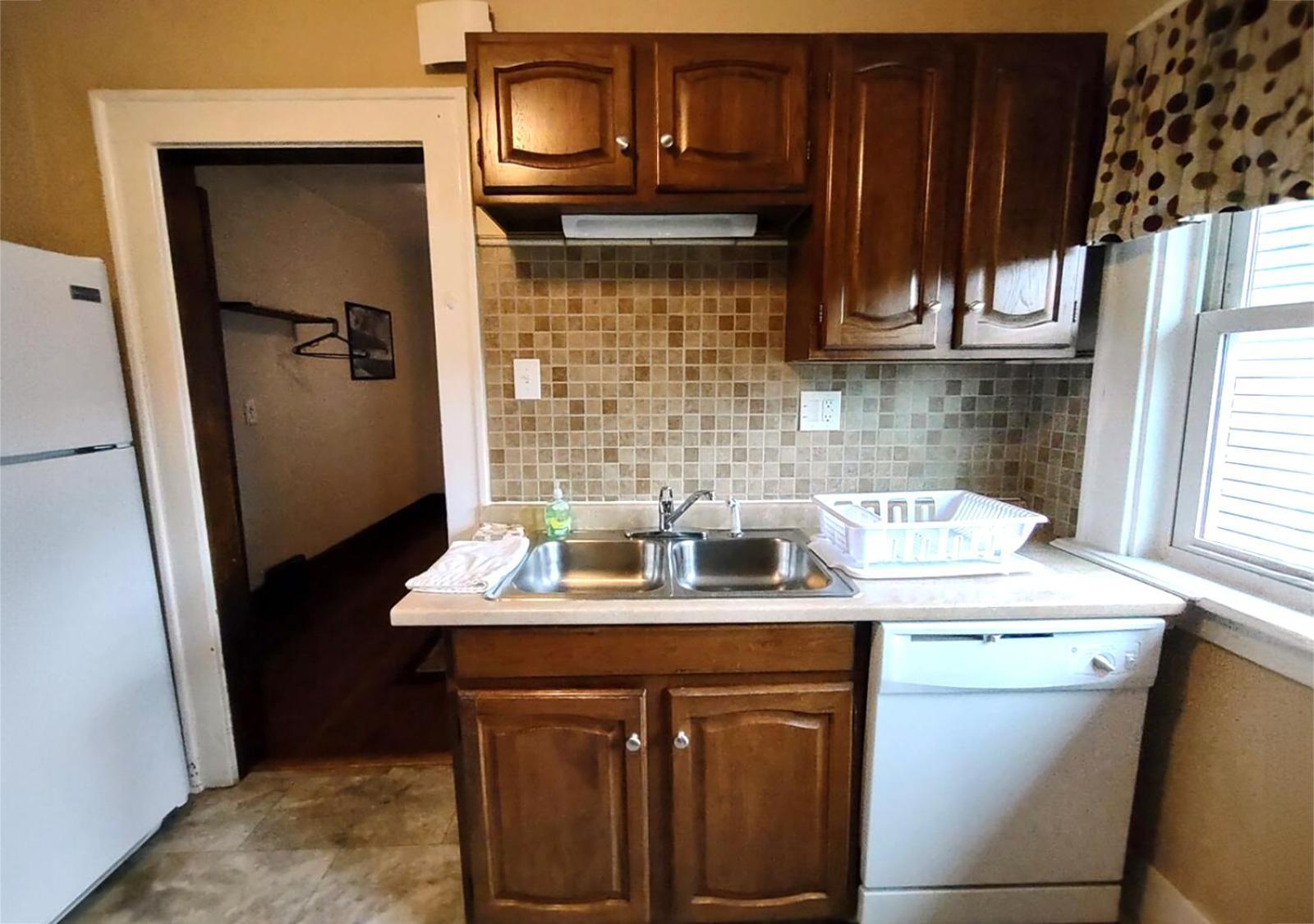 Spacious Frontier Park Apartment Erie Luaran gambar