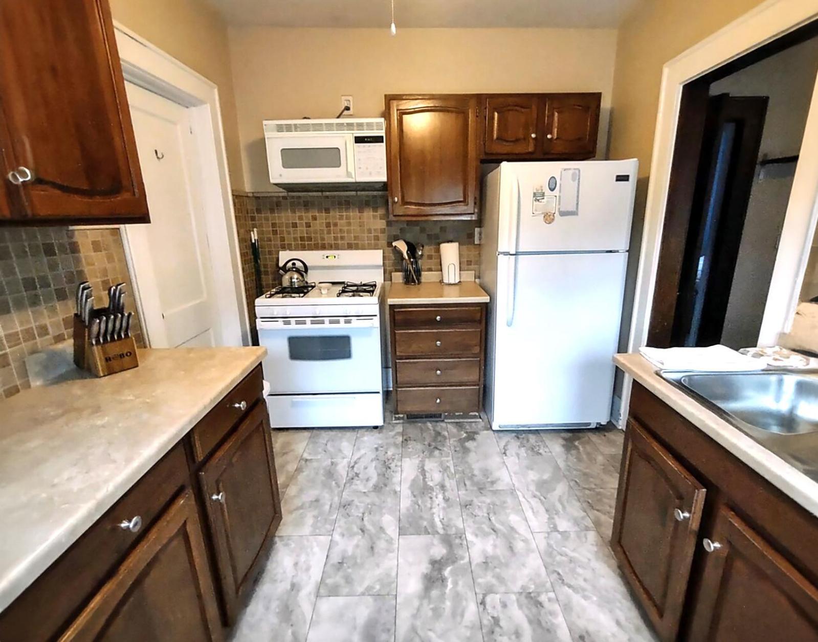 Spacious Frontier Park Apartment Erie Luaran gambar