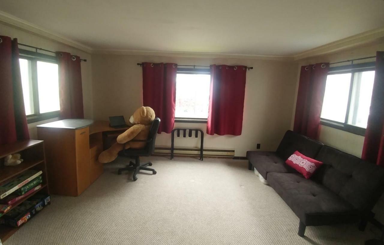 Spacious Frontier Park Apartment Erie Luaran gambar