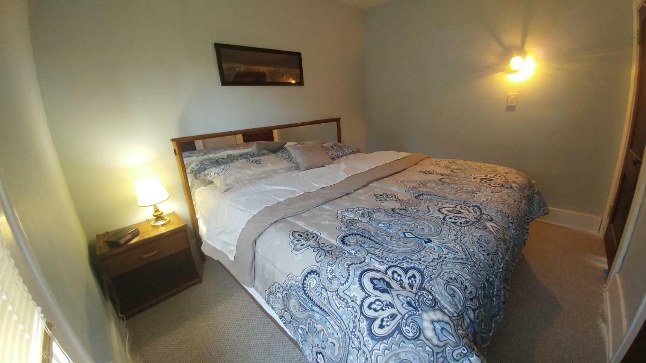 Spacious Frontier Park Apartment Erie Luaran gambar